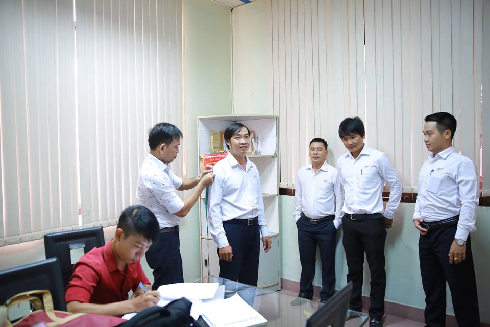 Đồng phục sơ mi nam